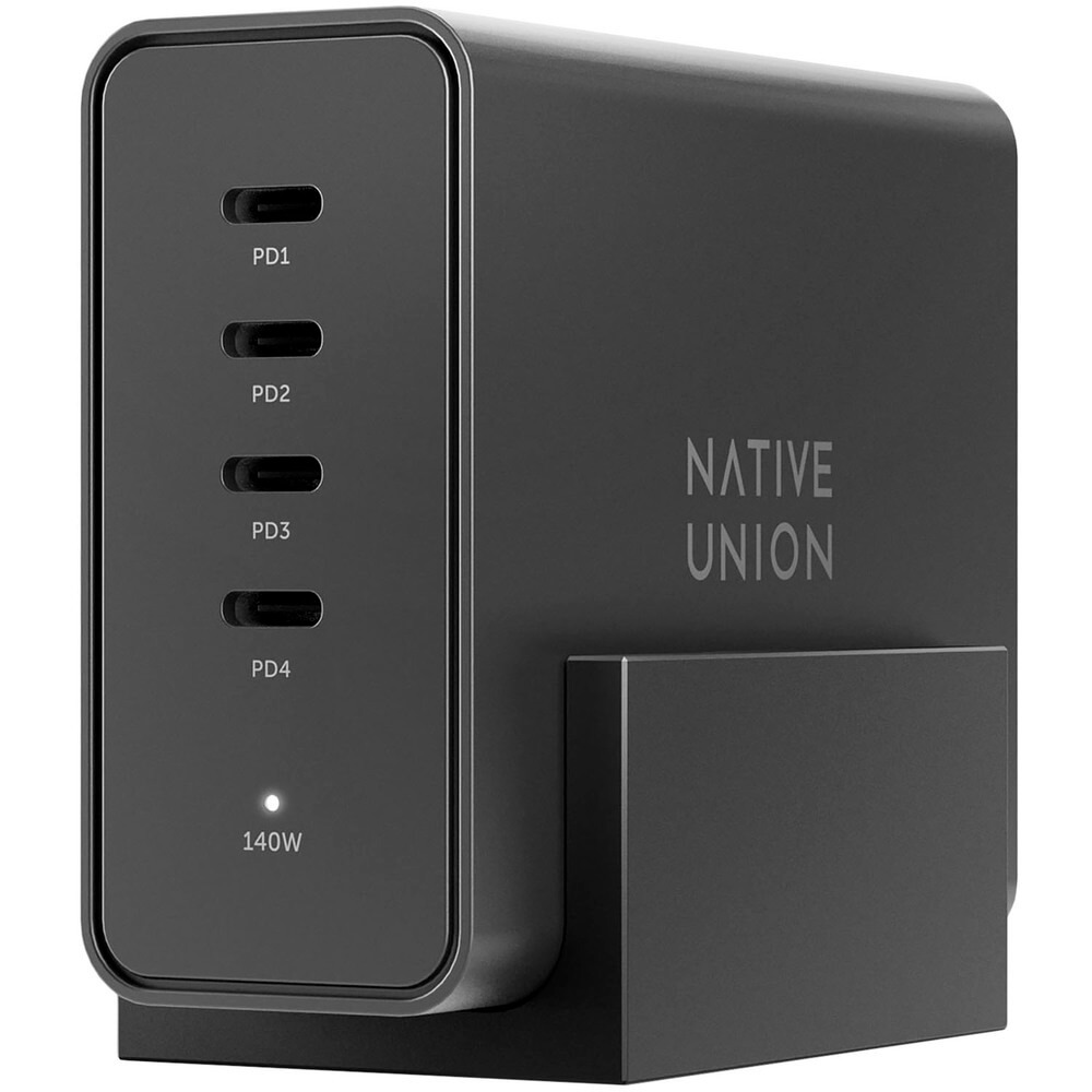 Зарядное устройство Native Union Fast Gan Charger (FAST-PD140-BLK-EU)