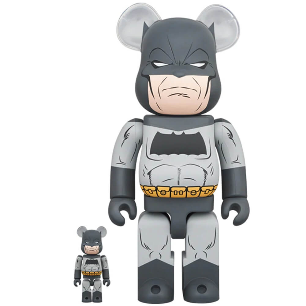 Фигура Bearbrick Medicom Toy The Dark Knight Returns Batman 400% and 100%