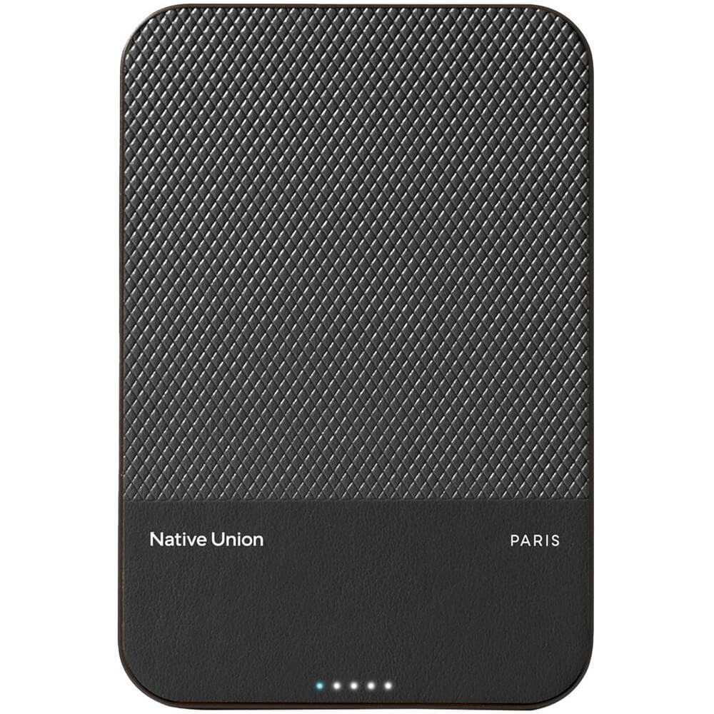 Внешний аккумулятор Native Union Classic Power Bank 10000 мАч чёрный PB-10KMS-BLK 20990₽