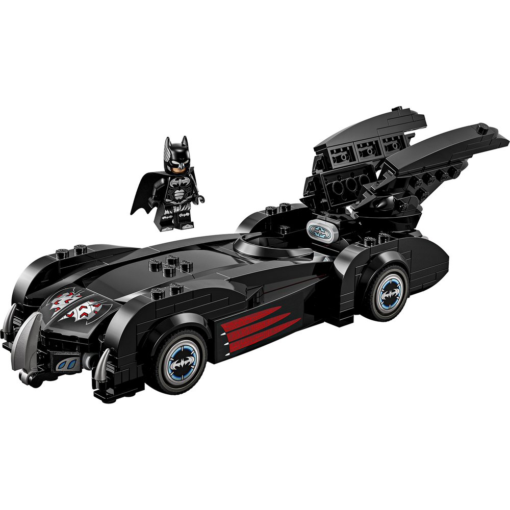 Конструктор LEGO DC Бэтмен и Робин: Бэтмобиль (76333)