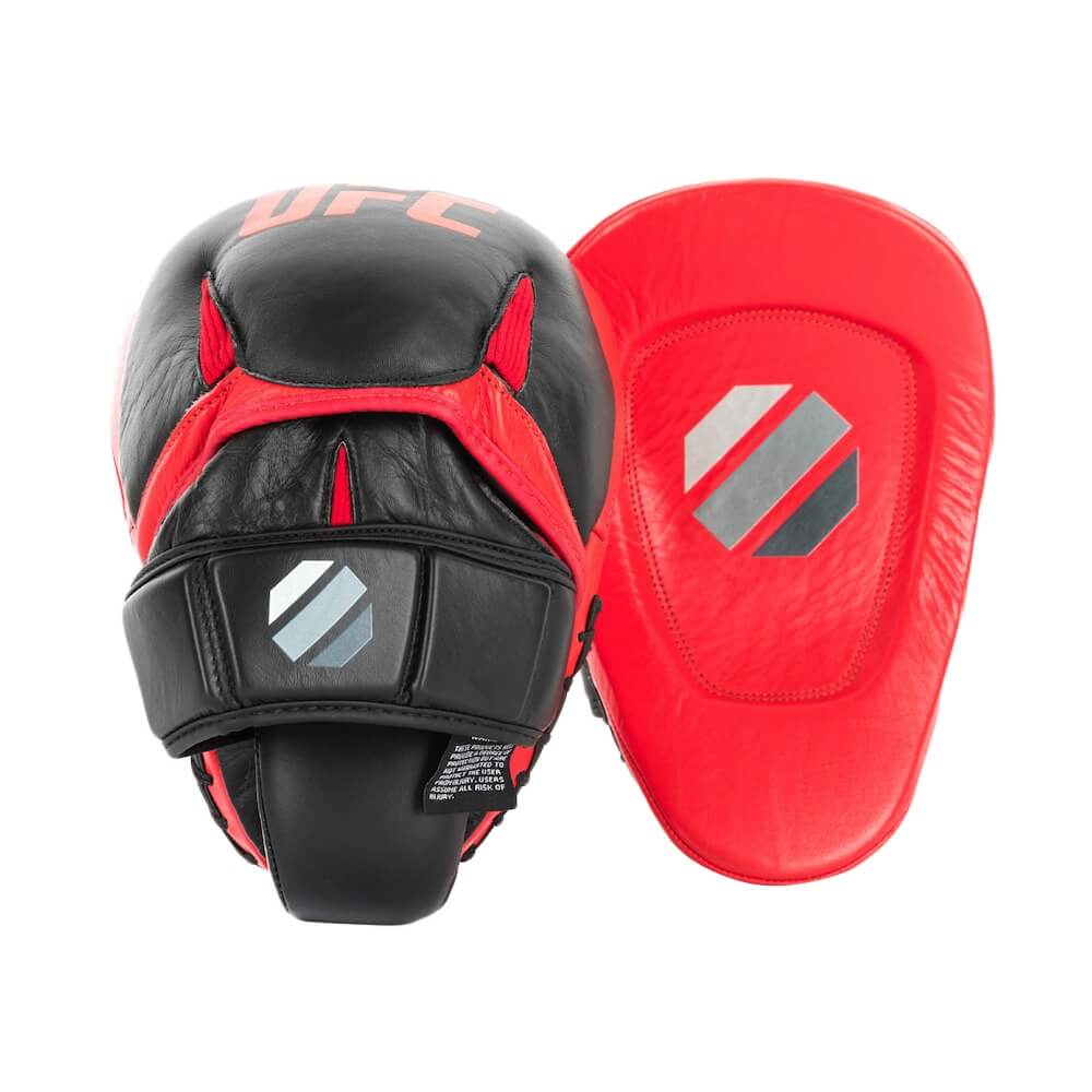 Боксерские лапы UFC PRO Black/Red UCP-75345
