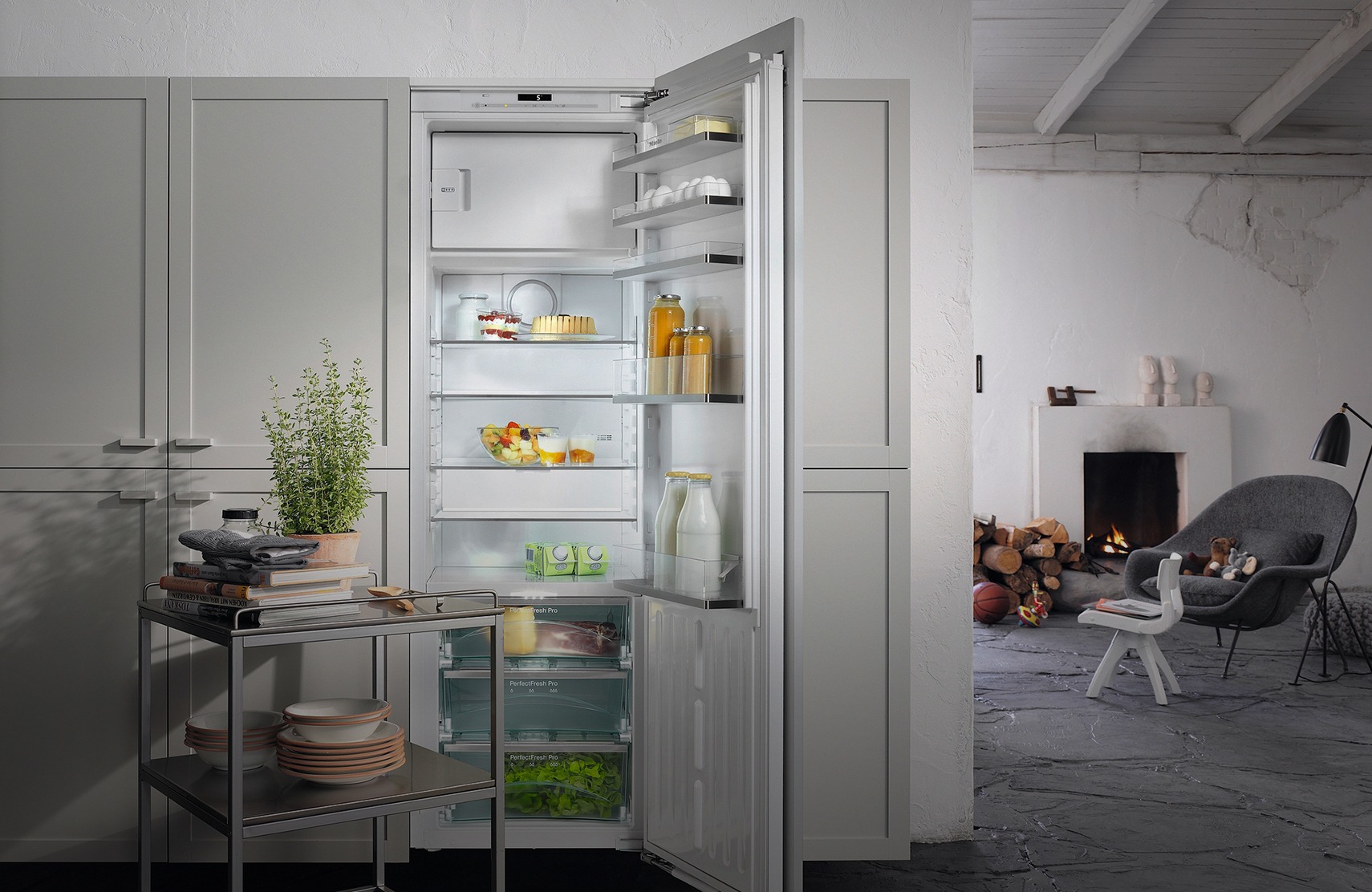 Какие встроенные холодильники лучше. Холодильник Miele KF 8667 S. Встраиваемый холодильник Miele k 37682 IDF. Холодильник Miele морозильная камера. Холодильник Милле двухдверный.