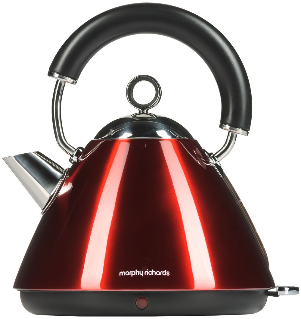 Красный чайник. Чайник Morphy Richards. Morphy Richards чайник красный. Чайник электрический Morphy Richards. Morphy Richards 100108ee.