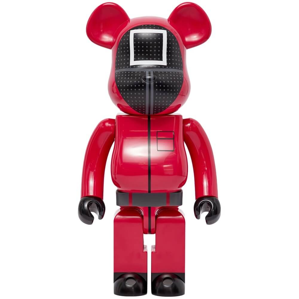 Фигура Bearbrick Medicom Toy Squid Game Manager 1000%