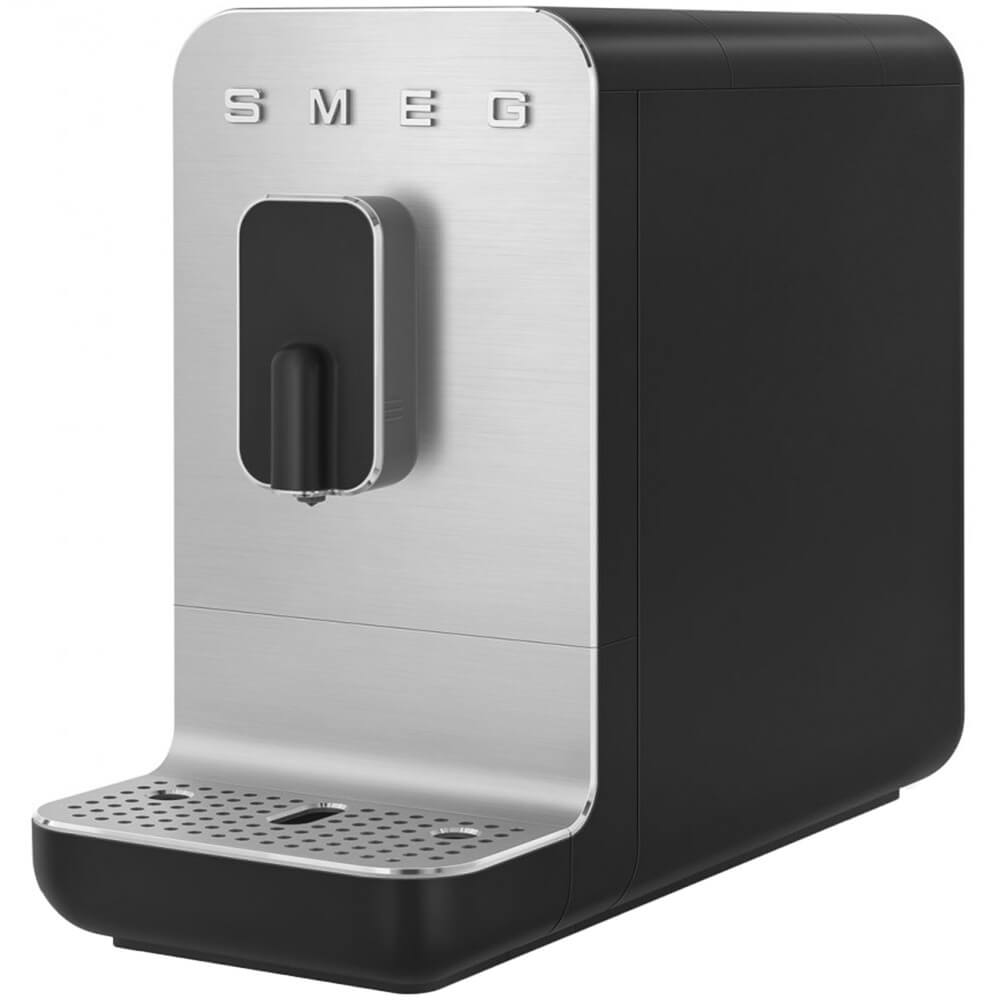 Изображение товара Кофемашина Smeg BCC11BLMEU с автоматическими программами и фильтром
