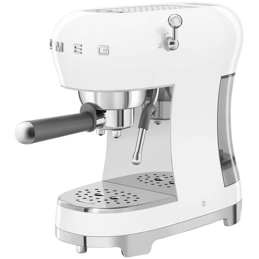 Изображение товара Кофеварка Smeg ECF02WHEU рожковая с капучинатором