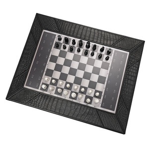Square Off CROCO Limited Edition (SQF-CLE-001) Square Off CROCO Limited Edition (SQF-CLE-001)
