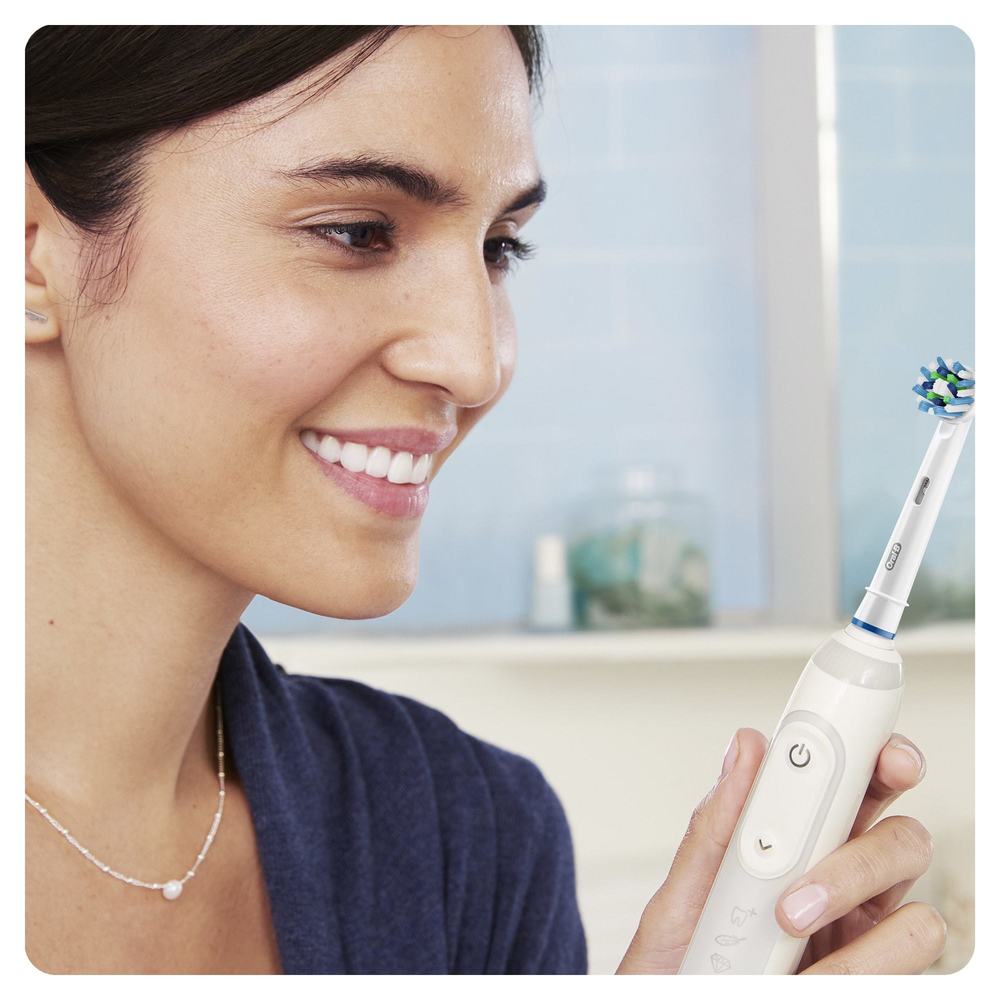 Сменная насадка Braun Oral-B Cross Action EB50 - фото 3 Сменная насадка Braun Oral-B Cross Action EB50 - фото 3