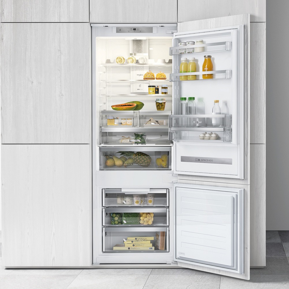 Купить Встраиваемый холодильник Whirlpool SP40 802 EU в Москве