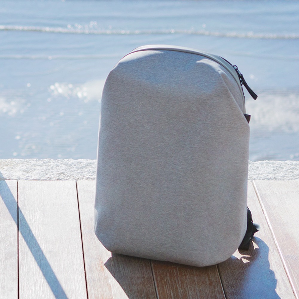 sumka meizu backpack seryj