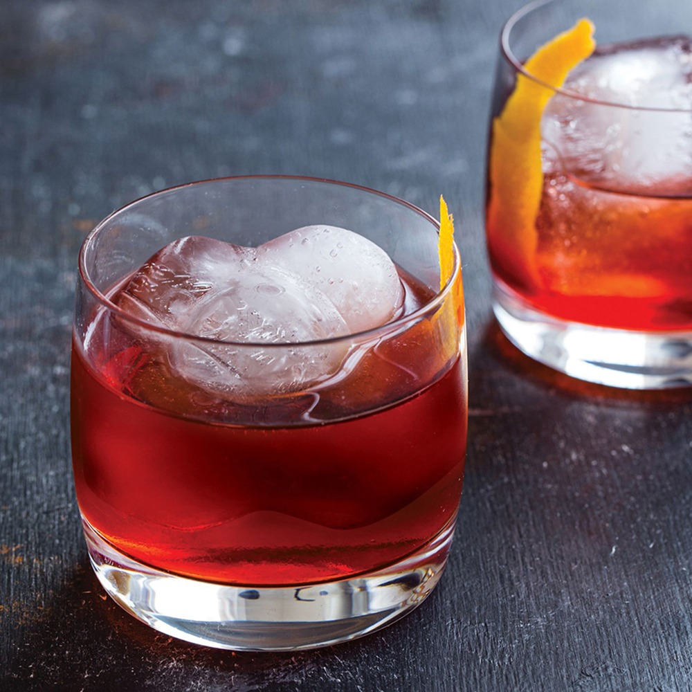 Drink forms. Охлаждающие напитки. Формочки для льда для напитков. Стакан для охлаждения напитков Zoku. Лед.