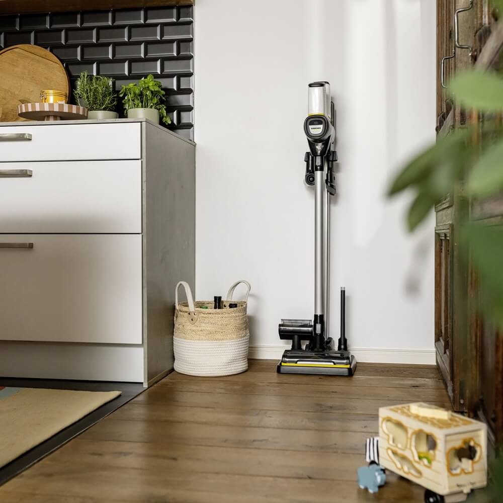 Купить Вертикальный пылесос Karcher VC 6 Cordless ourFamily Extra (1. ...