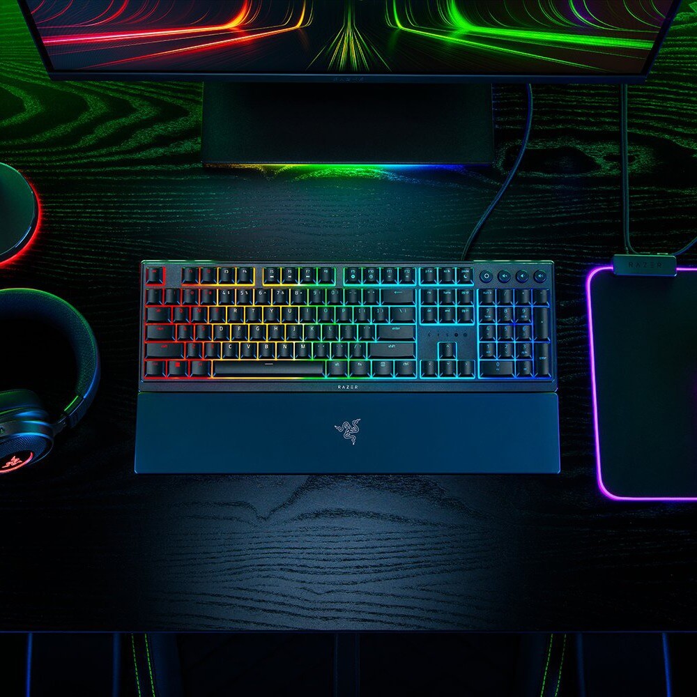 Игровая клавиатура ornata v3 x. Razer Ornata v3 x. Клавиатура проводная Razer Ornata v3 x. Клавиатура Razer Ornata. Игровая низкопрофильная клавиатура.